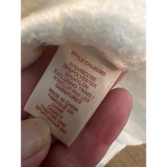 Autres Filles size small white sweater with pearl detail - Picture 4 of 4